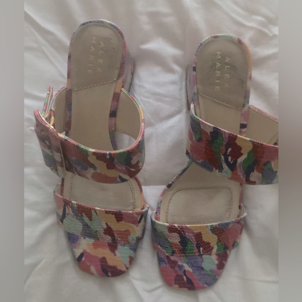 Alex Marie Sandals with Buckle.